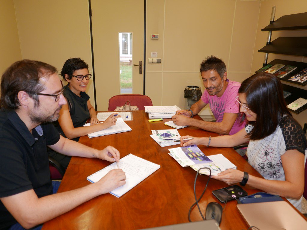 ITC_ceramica's tweet photo. Trabajamos por una mayor eficiencia en la energía en el sector cerámico con @itenergia y @GVAivace con el proyecto TECEM https://t.co/gXJtH1XZye https://t.co/GWEoKuIqso