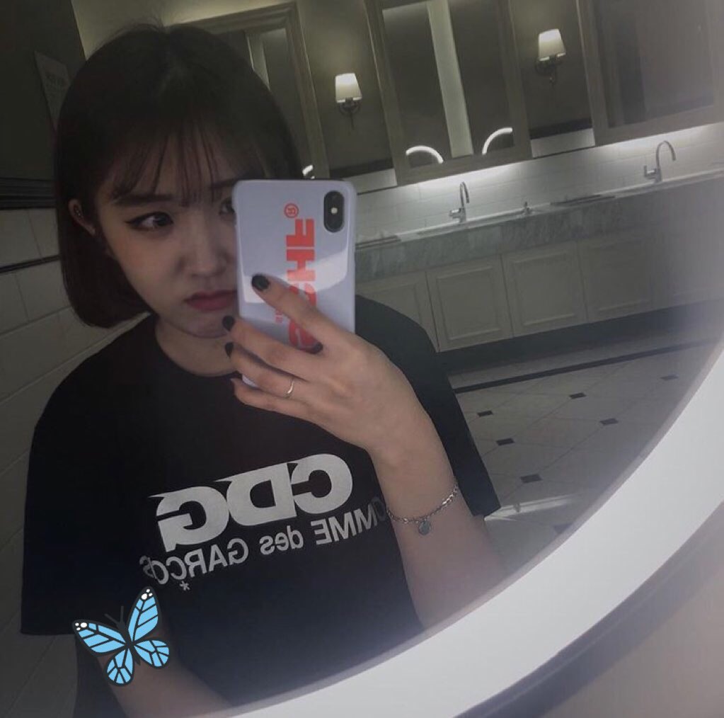 e_lr7i's tweet photo. 新しくてお友達ゼロなので
私と安定な友達なれください👾

#韓国好きな人と繋がりたい #美男美女さんと繋がりたい #自発ください #らぶりつから気になった人お迎え #ARMYさんと繋がりたい #雰囲気嫌いじゃないよって人RT #らぶりつ https://t.co/W7vlkqSPiX