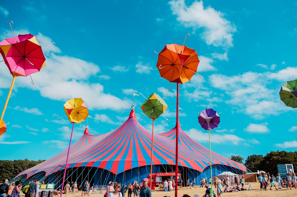 WernickEvents's tweet photo. Staff at @LatitudeFest are getting a good night's sleep this week thanks to our #sleeperunits Real beds, storage, comfort facilities &amp; a lockable door! #portableaccommodation #hire #events https://t.co/9lC8obc5ru