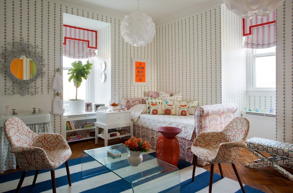TSL_Podcast_'s tweet photo. Hey Student Lounge!!!
This weeks theme is #wallpaper! This room and wallpaper was designed by @mallyskok!! What’s what’s your favorite part about this space?
#thestudentlounge #wallpaperdesign #thechaiselounge #interiordesign #interiordesignstudent #design #interiordecor https://t.co/m9L6hdnrRi