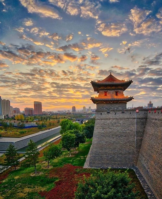 By @world_adventures_101
What do tou think? 😍