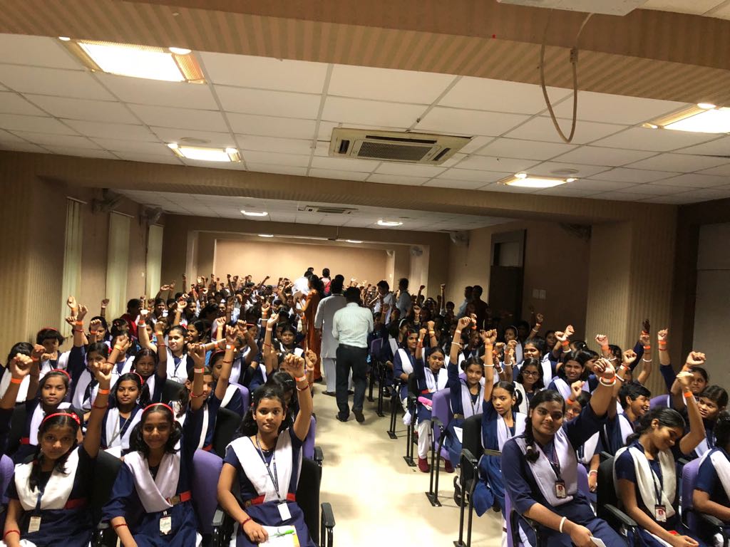 Maneesh_13's tweet photo. Mega counseling camp at Bhubneshwar. Inaugarated on World Youth Skill day,  it is expected to cover thousands of  candidates from schools and ppl with no formal education. Using Holland Code- RIASEC , "interest - occupational profile- sector" mapping tool to advise students https://t.co/ITnlfaogm5