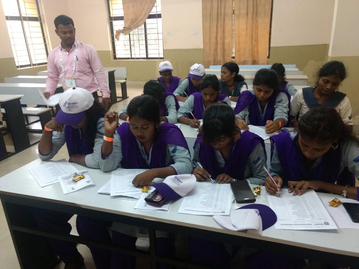 Maneesh_13's tweet photo. Mega counseling camp at Bhubneshwar. Inaugarated on World Youth Skill day,  it is expected to cover thousands of  candidates from schools and ppl with no formal education. Using Holland Code- RIASEC , "interest - occupational profile- sector" mapping tool to advise students https://t.co/ITnlfaogm5