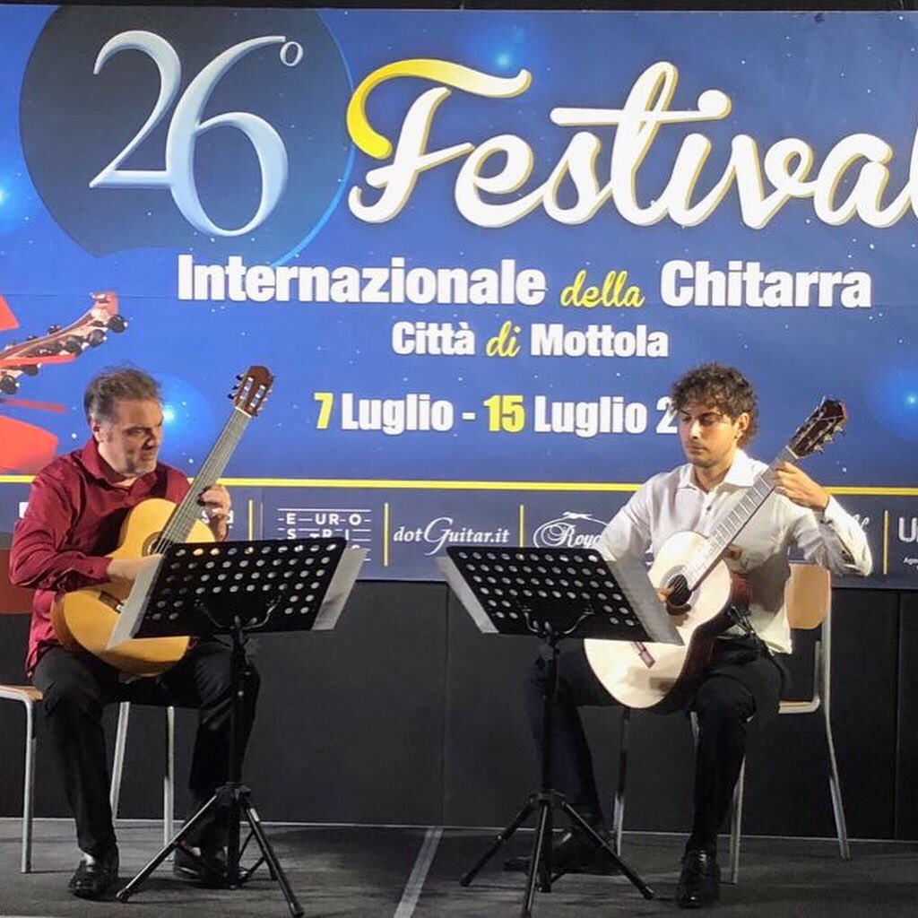 nikmontella's tweet photo. What a nice time in Mottola! Lovely people, food,and organization!
It was an honor to have shared the stage with the great Carlo Marchione and to have played togheter a great #Scarlatti Sonata....called from yesterday: #LaMelanconica 🙁
Hope to come back here soon! #Eurostrings https://t.co/fA1aKRtOOw