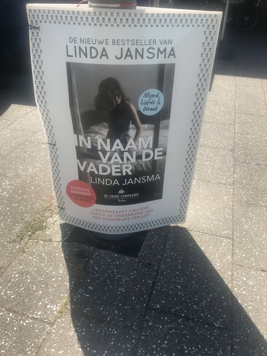 CrimeCompagnie's tweet photo. Snel naar Bruna Hoevelaken voor de nieuwe bestseller van Linda Jansma: In Naam Van De Vader #zomerlezen #steengoede thriller @Bruna_nl @HartHoevelaken https://t.co/DoT18B93tv