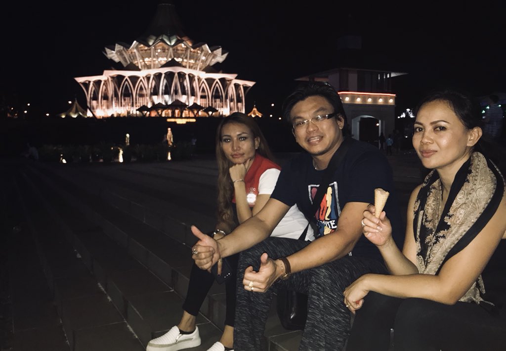 rayleeproducer's tweet photo. Kuching #rayrocker #rmwf2018 #Sarawak #kuchingsarawak https://t.co/AQr9OMvND7
