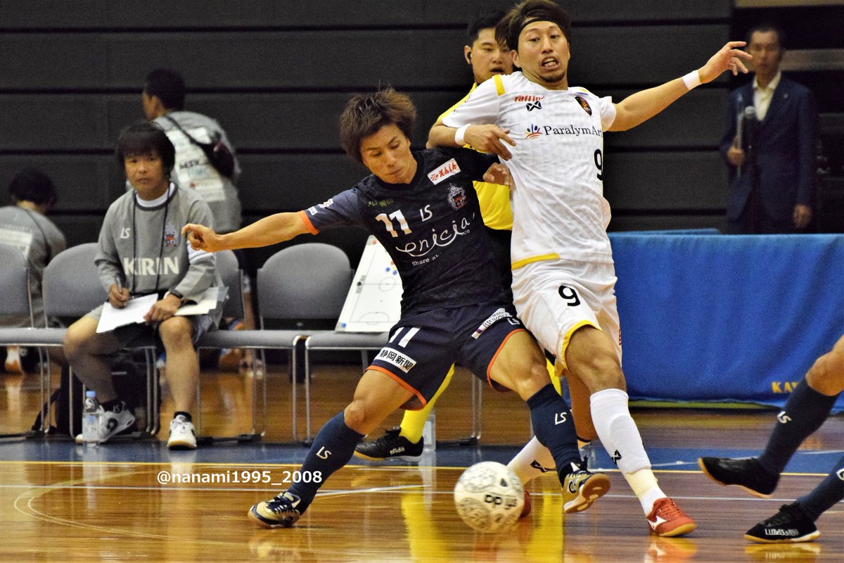 nanami1995_2008's tweet photo. DUARIG F.LEAGUE 2018/2019 Division 1
第5節
アグレミーナ浜松 vs バルドラール浦安
3-3
FP/11 中村友亮選手
キレキレのドリブルだけでなく、体を当ててボールを奪いに行く力強さも。
後半のパワープレーでは、GKユニで奮闘。
2018.07.15 浜松アリーナにて
#アグレミーナな日
#luzday https://t.co/yyTOMsFs9w