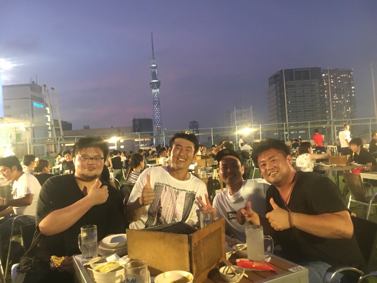 元 木瀬乃若 敏大 同い年の元力士飲み会 今回は錦糸町マルイ屋上のビアガーデンにて 夜風が気持ちよく スカイツリーも綺麗でなかなか良かった 明後日会社の納涼会でまた来ます 笑 濱宇津さん 痩せる予定なのはわかるけどもうちょっと服買いま