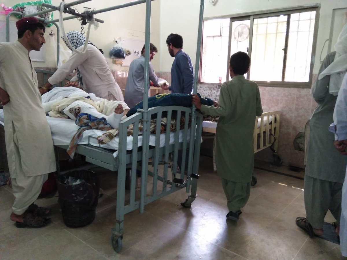 elajtrust's tweet photo. Day 2 of our relief work for #Mastung Blast victims lunch distribution amongst injured and their attendants at Civil hospital quetta . https://t.co/WaAMLSMSkZ