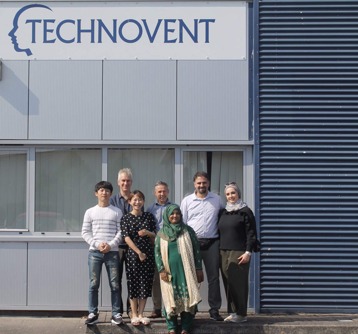 Technovent's tweet image. Take a look at what we got up to Friday at the finger prosthesis course!
#fingerprosthesis #prosthesis #maxillofacial #anaplastology #technovent #silicone #training #course