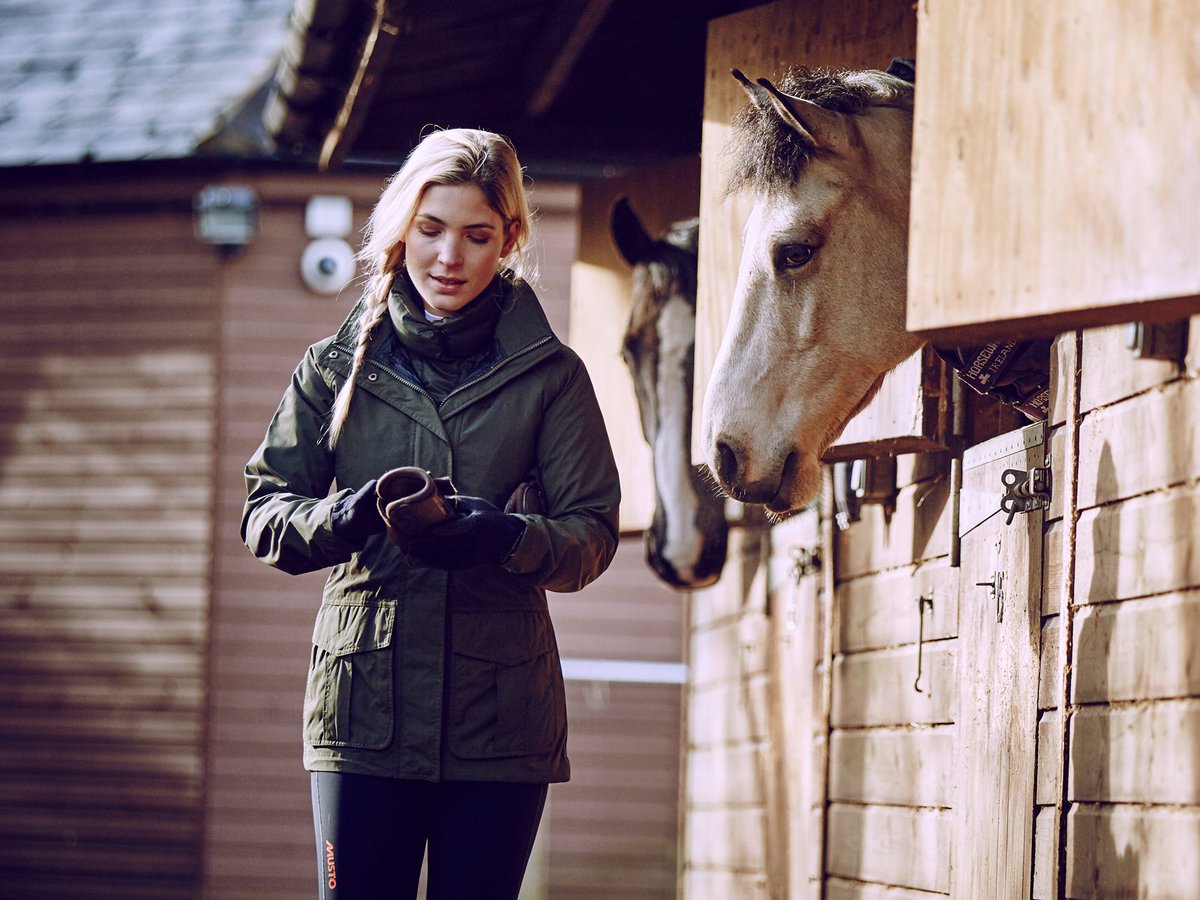 This week only - All Musto at least half price. See all Musto here > bit.ly/2KMhegx #InchsOutlet