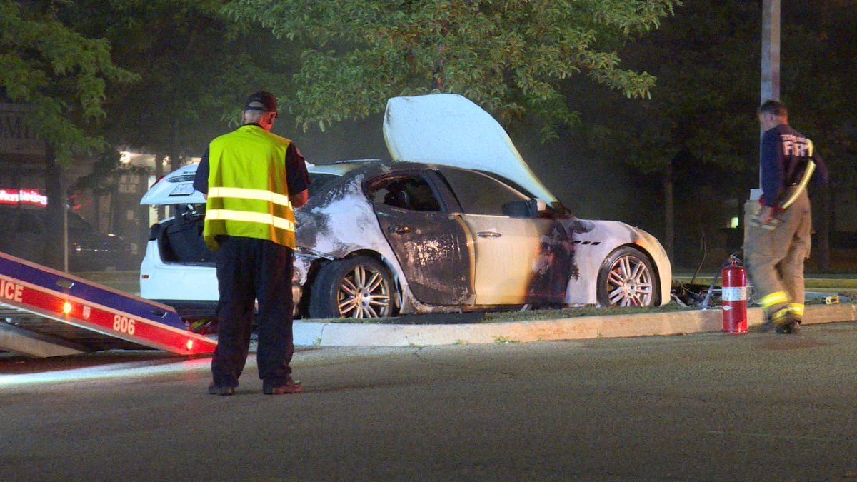 Arson suspected in Etobicoke car fire ow.ly/6bDb30kY5VK https://t.co/eAoOFk1QOF
