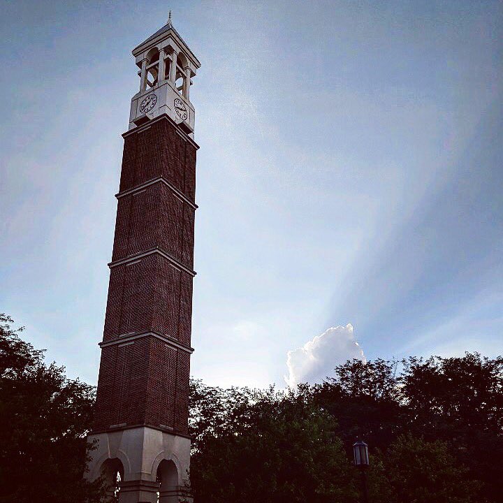 PurdueCOEHP's tweet photo. We had a great day to the start of our Seminar for Top Engineering Prospects (STEP) yesterday! Over the next 3 weeks we will have over 250 high school seniors join us for a busy week of engineering classes and projects. https://t.co/eVHFV2Zuwr