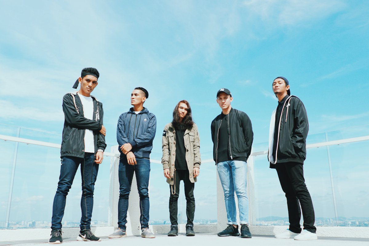 Sekumpulan Orang Gila tweet media