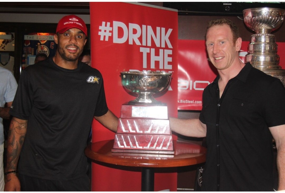 M_Nichol's tweet image. Reflecting on the life and career of a friend today.

RIP Razor

instagram.com/p/BlSrf0jjkF8/…