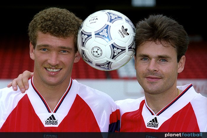 FM_Twittah's tweet photo. 🇩🇰🇸🇪 Arsenal's new John Jensen (l) with Anders Limpar (r), with a ball between their heads

#sverige #sweden #swe #den #footballmemories #serieatim #wearearsenal #arsenal #arsenalfc #arsenalfcfan #arsenalfan #arsenalfcfans #arsenalfans #gunners  #gunnersfan #gunnersfans #afc https://t.co/I0m7DbjXDd