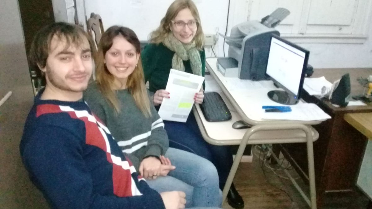 JefdisLujan's tweet photo. Jornada de capacitación en E ES N 1 Y EES 17 de Luján. Por una mejor educación en Luján. Docentes trabajando y evaluando su tarea cotidiana.
@FlosiViviana @Dipregep10 @Dipregep10 @DanielCostilla4 @gzinny @adriana_frega https://t.co/CGQJbawKcl