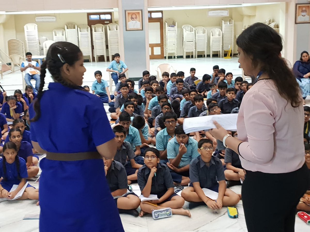 karishma_dgs's tweet image. . @datagridsol conducted a session called, #CYBERNAUTS at Mahapragya Public School regarding the world of #technology, #ComputerPrograming, #Servers and #AI. The students were thrilled to ask queries.
#Datagridsocial #MobileTech #ComputerEnthusiasts #agencylife