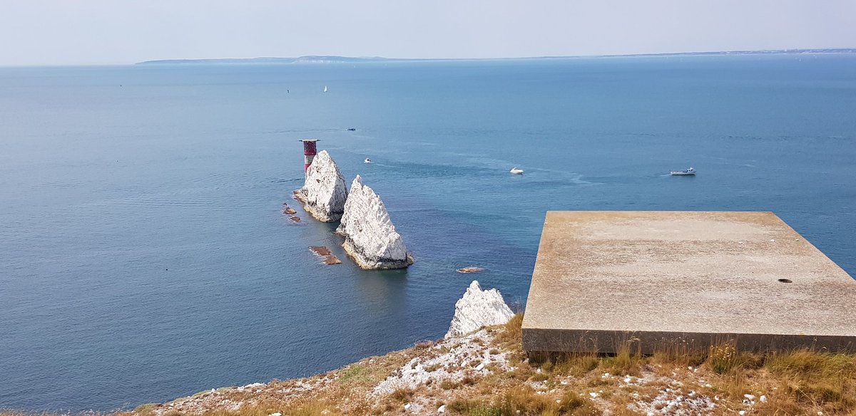 Had a lovely few days on the Isle of Wight last week. Beautiful beaches and weather, nice to see a few Combines rolling too. Did a bit of mackerel fishing one evening, luckily had the foresight to buy some steaks in case it didn't go to plan. As you can see, it didn't 😂
#IOW