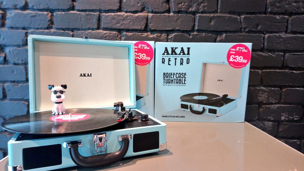 akai retro briefcase turntable