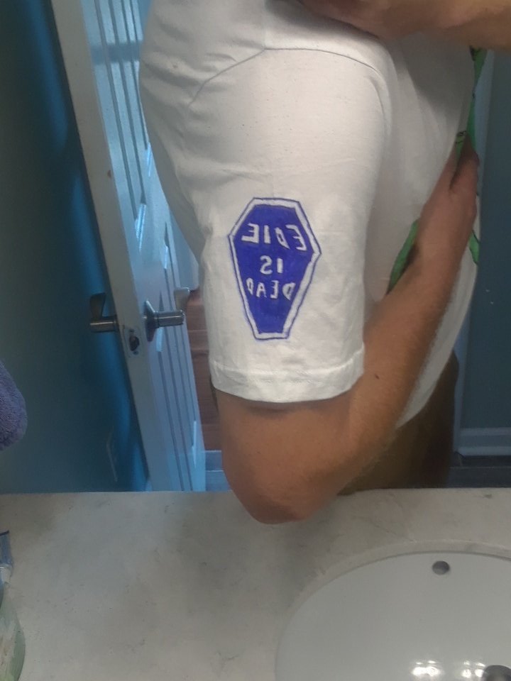 experiment241's tweet photo. #mondrop 07/16/18
. . .0857 - heading out
heading to an appointment with Dr. Ska to discuss medication and my recent time on the padded inside. should be illuminating. feeling good, psychically, and about ro hot the town right proper with ol' green Kudu!
thanks na'body! https://t.co/89Vo2F6lmU