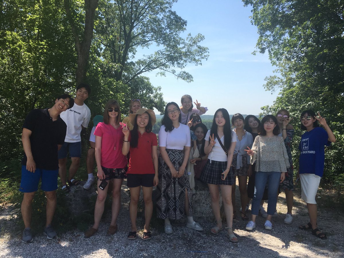 UTMInternation's tweet photo. So great to have our Hansung University  students in ⁦@StCharlesCity⁩ this weekend. Thanks to our amazing faculty for making it happen! https://t.co/gce3pudwQI