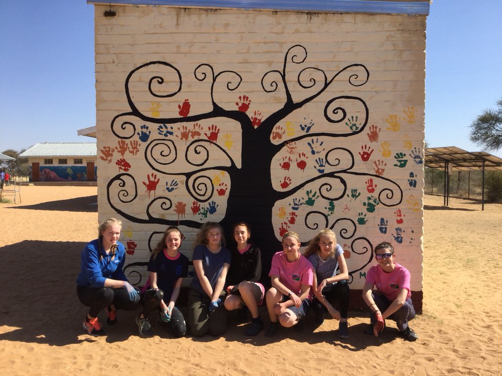 mountnamibia's tweet photo. They were a right handful!! ✋🎨#himumanddad #dontwanttoleave https://t.co/82E3P5KM1K