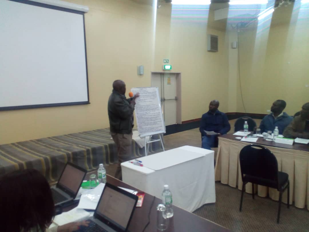 #HappeningNow in #Bulawayo the @theOFDA supported “Resilience building among smallholder farmers” end of project workshop 18000 households reached with subsidised seed  &amp; farmers were able to reestablish crop production thanks 2 availability of seed 4 planting during 17/18 season