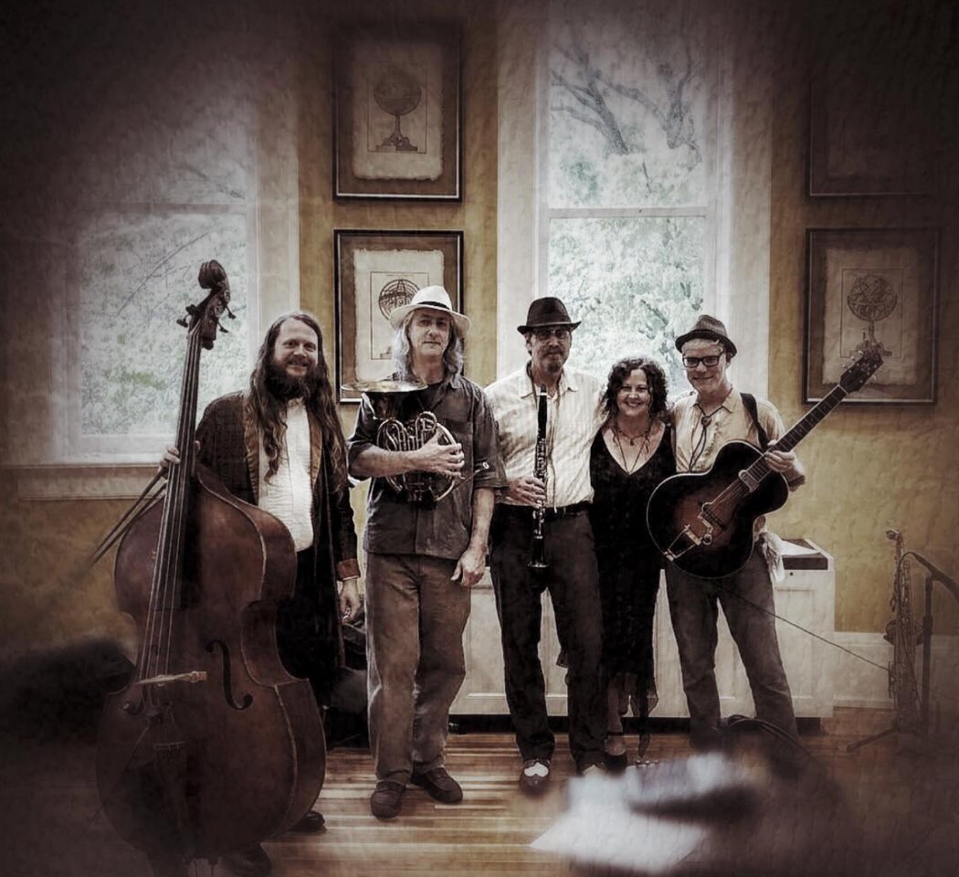 arterlimits's tweet image. The Skid Rogues will be performing this year! Check them out! 
buff.ly/2KWVcMa