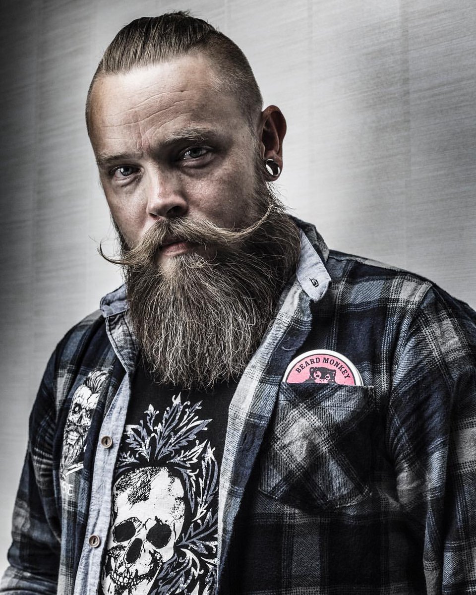 I hate coffee but damn I need some kind if pick me up thus morning....