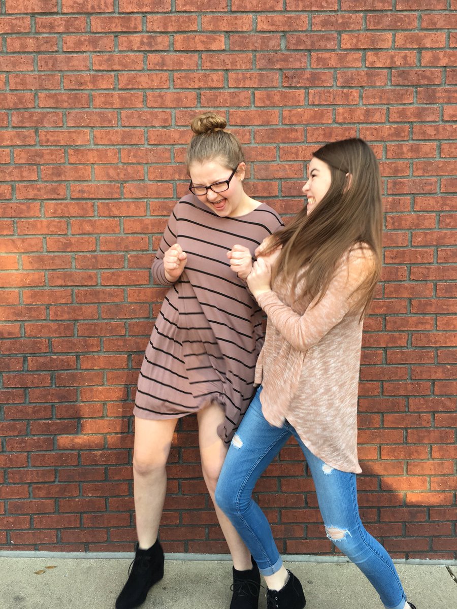 sarahEdowney's tweet photo. Happy 18th bday Amelia!! I cannot believe that we have been best friends for almost 14 years now. Thank you for always sticking by me and making me laugh. I hope you have the most amazing day because you deserve it! I love you and cannot wait for college with you next year❤️ https://t.co/ZWACpHX2gk