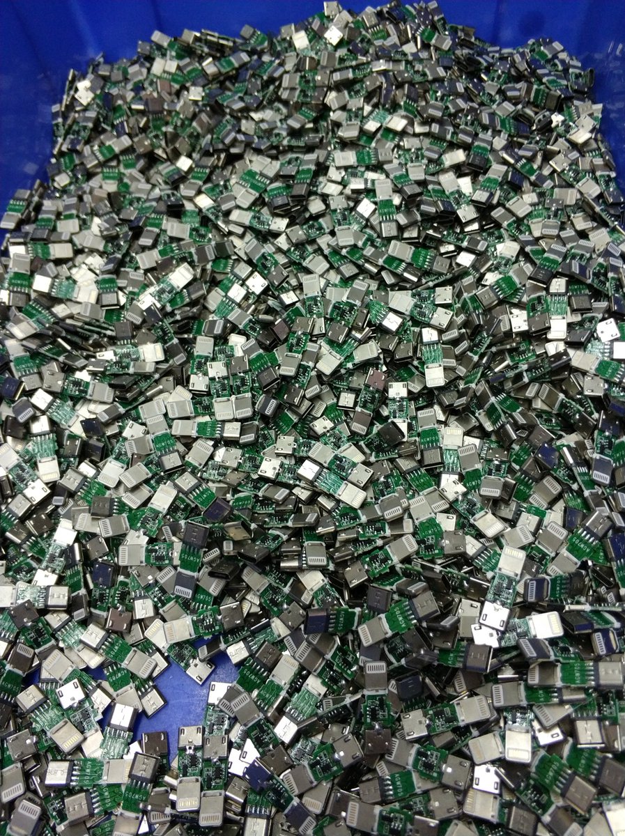 therealtocha's tweet image. There is something oddly satisfying about this mound of #PCBA charging cables. 

It reminds me of an important tool you need to use when manufacturing in China.

Check out this article on a new App from #China that is beneficial for #TechDevelopers! bit.ly/2lHkeQj
