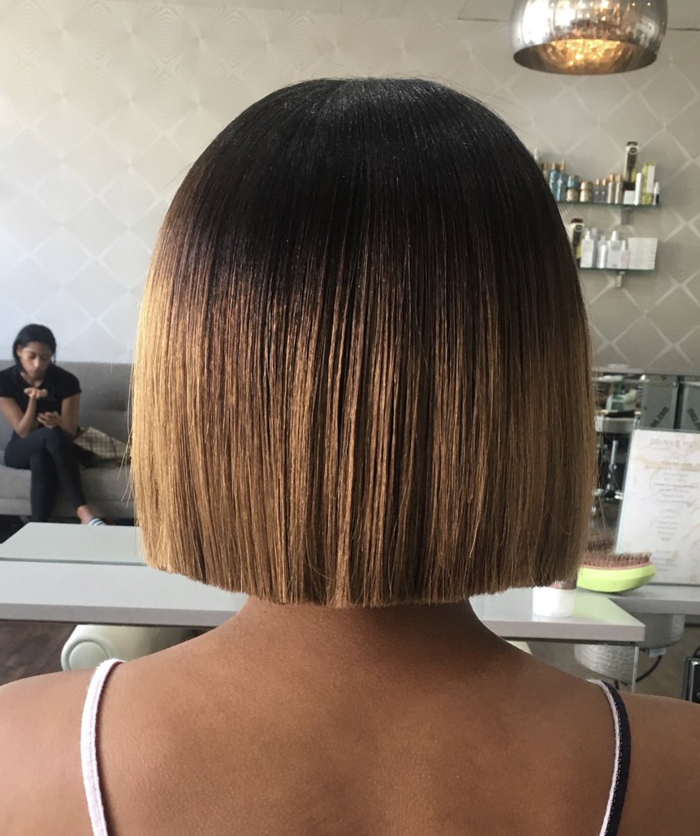 fabriqhair's tweet image. Amazing creation by @sandywood_hair using our KeraStraight Ultimate treatment to recreate @kyliejenner’s MET Gala look ✨ #metgala #bob #keratintreatment #smoothingtreatment #canvas