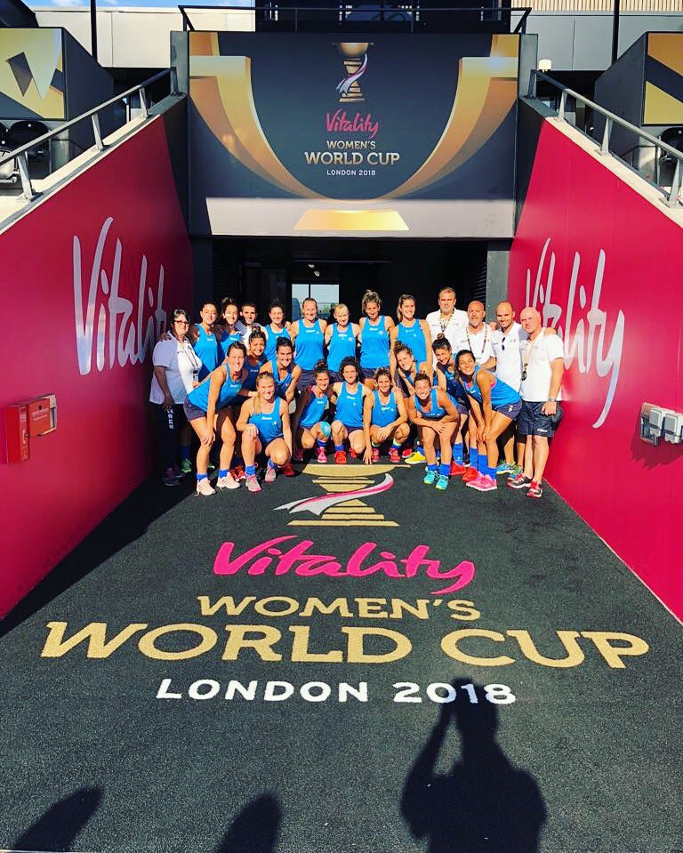azzurrehockey's tweet image. Welcome to Lee Valley Hockey and Tennis Centre!
. 
🔜 @vitality_uk Women’s World Cup London2018 
🏑🏆🌍
.@FIH_Italia @Coninews @ItaliaTeam_it @fi
#AzzurreHockey #OneGoal #StepByStep #TogetherIsBetter #crediinazzurro