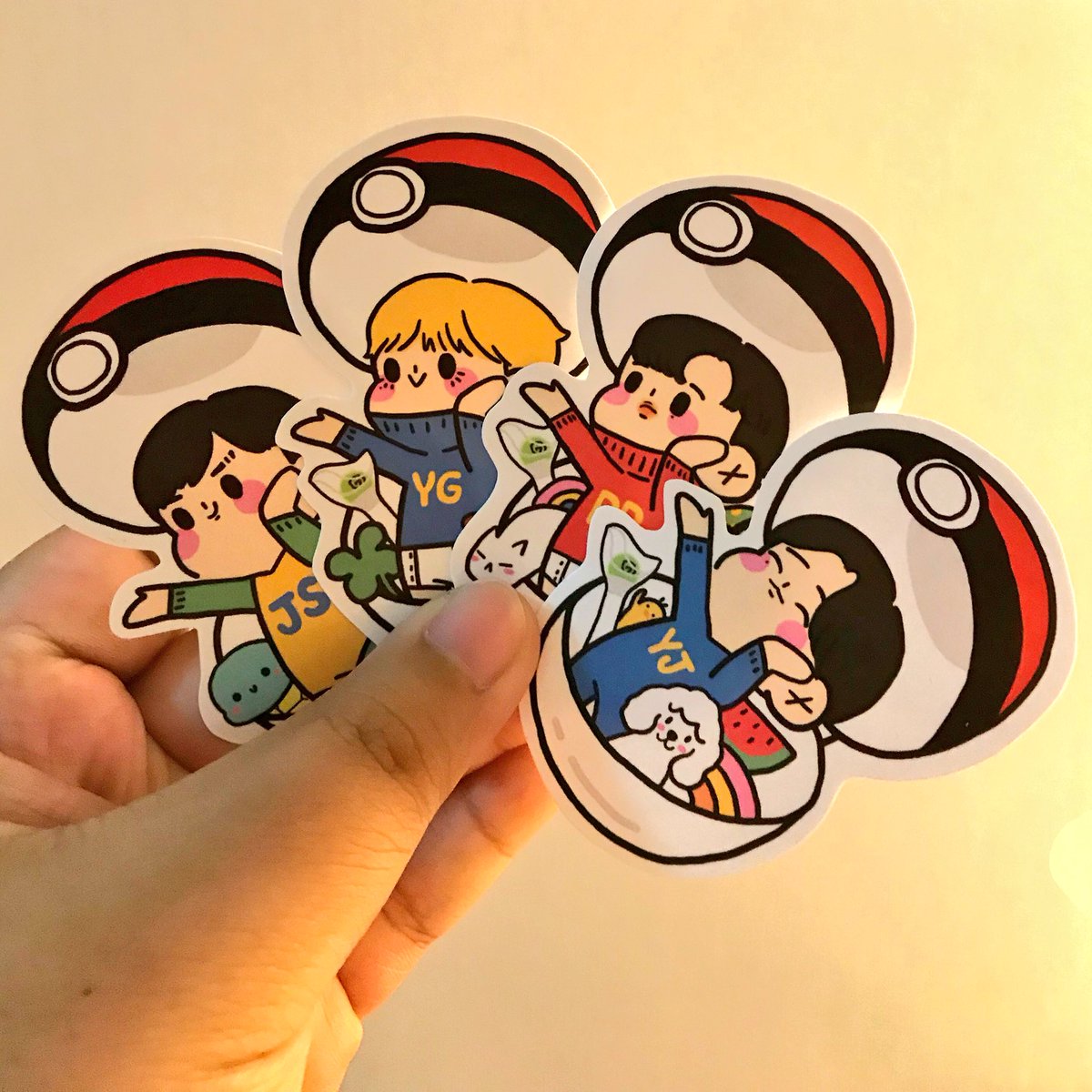 puppyj_bu's tweet photo. ยังมีอยู่จ้าา #갓세븐 #EyesOnYou #GOT7WORLDTOUR #GOT7 #6YearsWithJJProject #ตลาดนัดอากาเซ่ #MarkBam #Yugyeom #Jark #JackJae https://t.co/T0S4Foxerl