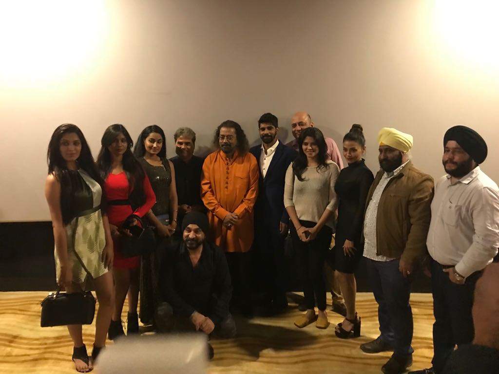 TheViewbyKrian's tweet photo. We were happy to host the music launch of "Afsaane" sung by @SingerHariharan, starring @IamSandeepaDhar 😍😍

@VishalBhardwaj 
#afsaane #musiclaunch #theview #Bollywood https://t.co/RIZwqX7JEM