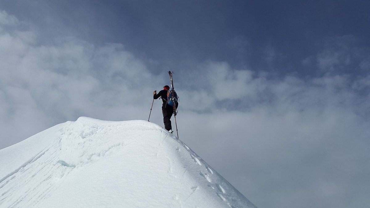 LobbyGuru's tweet photo. “Your Attitude Not Your Aptitude Will Determine Your Altitude.” – Zig Ziglar

#LobbyGuru #marketing #attitude #altitude #aptitude #quote https://t.co/nMc6jVdcZY