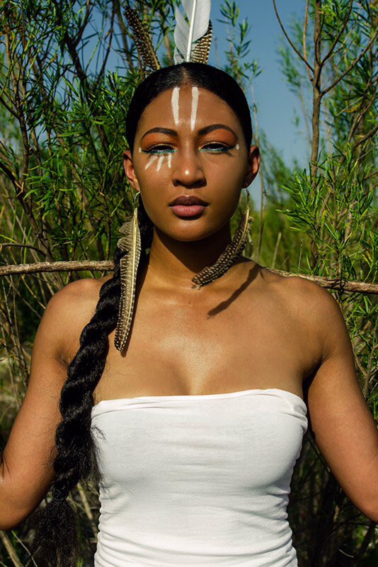 _Ruffinnnn_'s tweet photo. They say beauty is in the eye of the beholder✨🌾 

Follow my model page on insta:
dominique_ruffin 
#PalmwineProduction https://t.co/sqnhKqLiVI