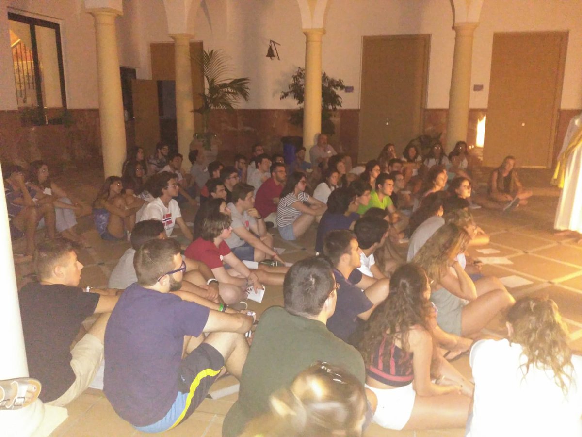 Comienza nuestro #campodeservicio ¿Estamos dispuestos a jugar? Jesús y sus amigos nos envían en este nuevo comienzo. <a href="/GVXMediterranea/">GVXMediterranea</a>