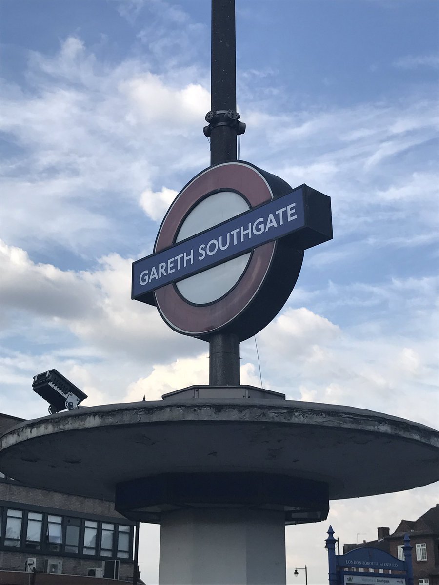 Des Michael tweet media