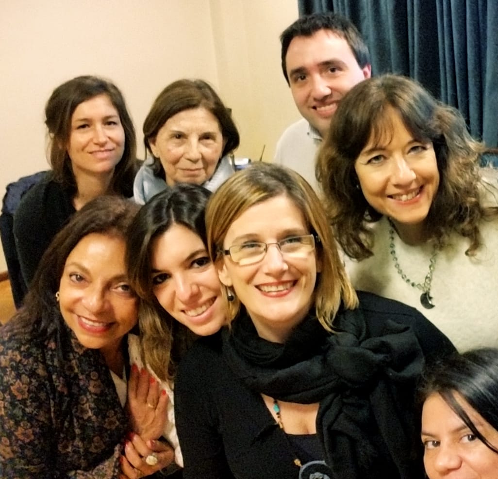 GonzaloPMoreira's tweet photo. Hace unos días tuve el honor y privilegio de compartir una charla sobre #Marketing y #Comunicación en la #Sociedad Gestaltica Integral #Argentina (#SOGIA) en acuedo con la Asociación Médica Argentina (#AMA). Enriquecedor momento compartido. Muy contento. Agradecido @Sogiagestalt https://t.co/1ZalImkSAH