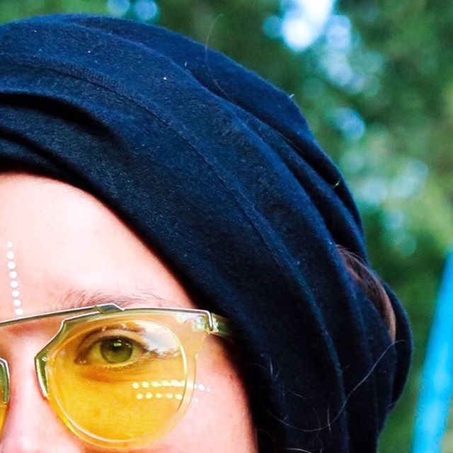 FreioArtist's tweet photo. 4 of 6
Beautiful smiles and styles @enchantedforestgathering .
.
..
...
..
.
#festivalphotography #portrait #portraitphotography #facepaint #earings #earing #necklace #fuzzy #gold #feststyle #festivalstyle #dots #color #colorful #festivalfashion #caligir… https://t.co/CFqSJBsDPm https://t.co/Qre8wsZl2j