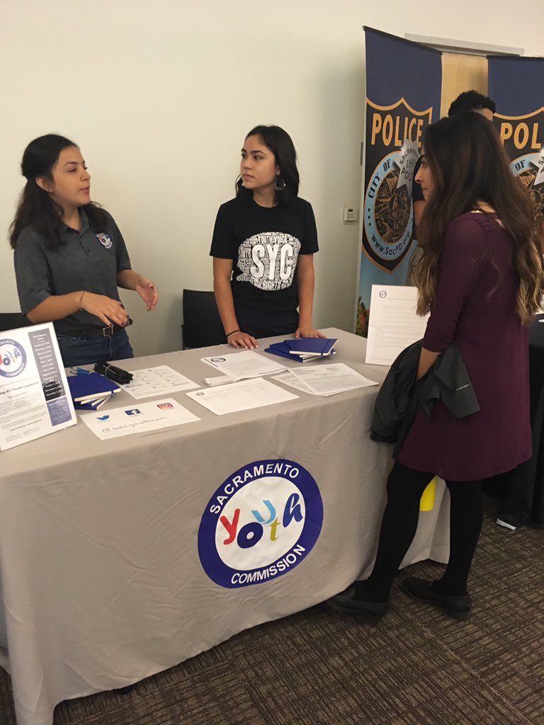 SacYouthCom's tweet photo. #SYC  at the Summer at City Hall College and Career Far #SacYouthVoice https://t.co/CHzO3z396x