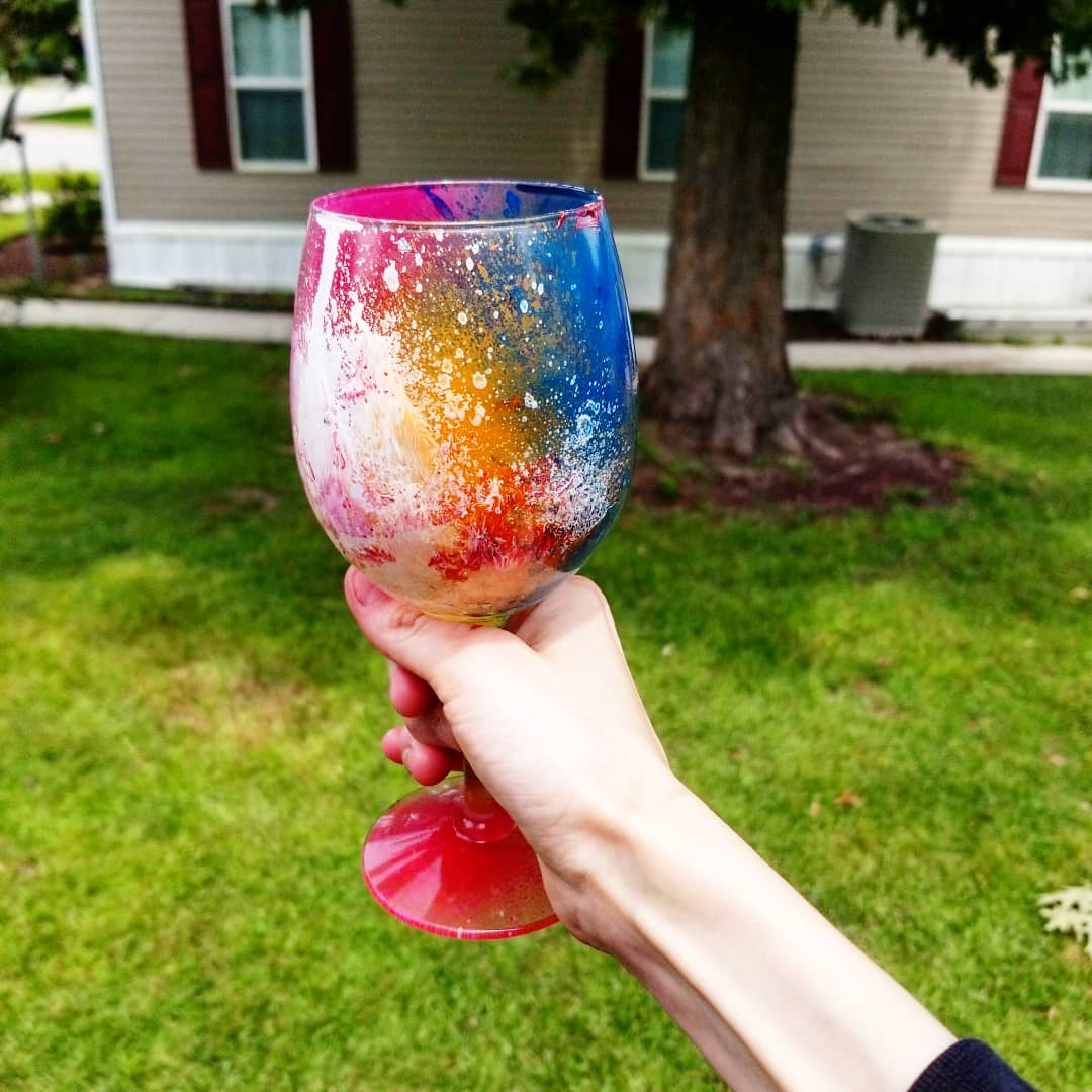 PixieStrmDesign's tweet photo. Galaxy Wine Glasses! π New addition for my @Etsy
Link in bio π
#illustration #artist #loramarshdesign #chs #Charleston #SummervilleSC #emergingartist #artisian #chsnightbazaar #shoplocal #handmade #etsyshop #etsyseller #Etsy https://t.co/KzmX5nzbwx
