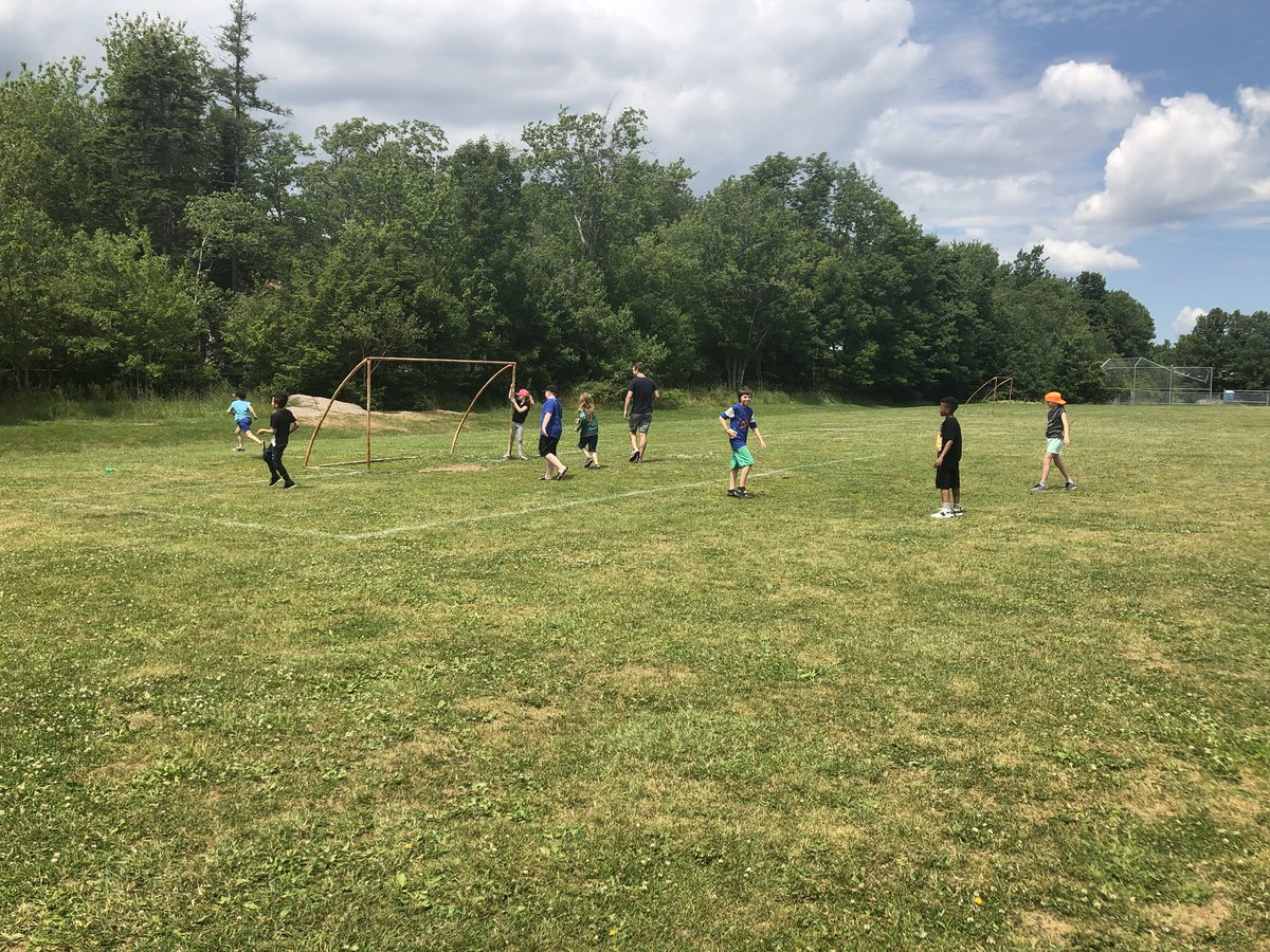 vicandsar's tweet photo. Ending the day with fun outdoor and indoor activities. Can’t wait to see what tomorrow brings #SkillsBuild #IBMCares #IBMvolunteers #IBMyouth https://t.co/pSZUuHR4ym