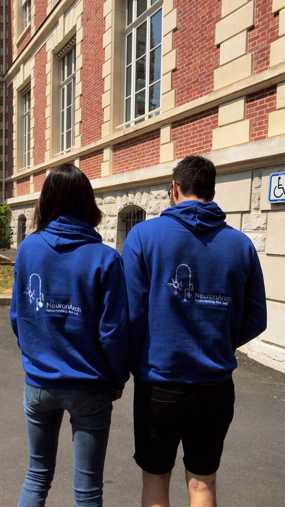 We feel like this year is a good year for blue teams ! 😉🇫🇷 #iGEM2018 #igempasteur #ChampionsDuMonde #GoFrance
