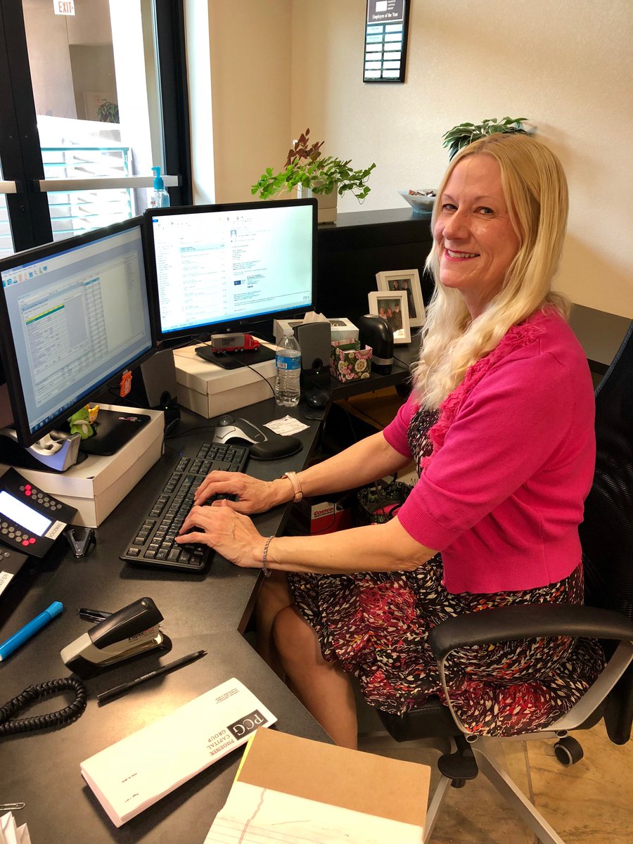 PHXCapitalGroup's tweet photo. Employee Spotlight time! This week we have Collateral Analyst Ashley, Junior Credit Manager/ Underwriter Connie and our Receptionist Michelle! PCG is in good hands with these ladies! https://t.co/8q5XBFyhDH