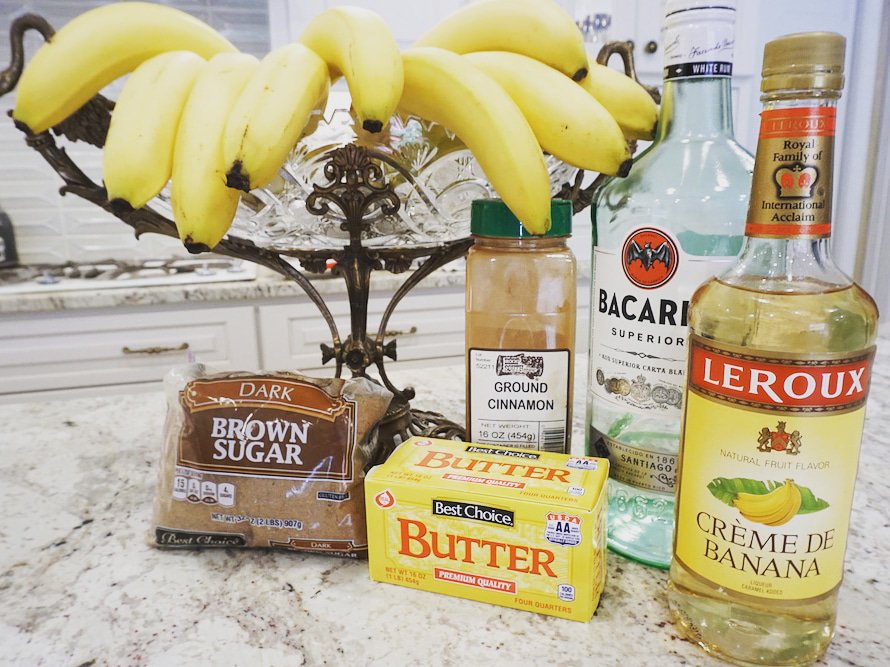ninanolakitchen's tweet photo. To make my #BananasFoster you'll need some #CremeDeBananaLiquor, @BACARDI Rum &amp; some @ILoveBlueBell IceCream! This pic has all the #ingredients &amp; here's the recipe https://t.co/k8R0r5oeh4
To torch or not to torch, that is your call! Either way it's a crowd pleaser! https://t.co/DygFV6NAhd