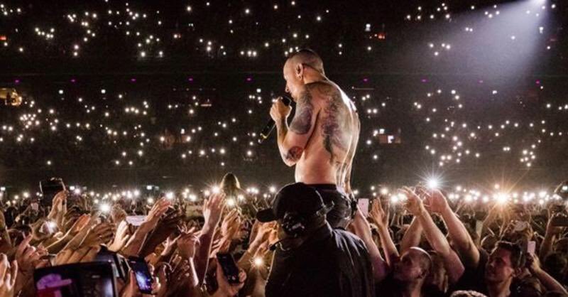 LPLive's tweet photo. News: Linkin Park has been nominated for Best Rock Video at the MTV VMA’s for #OneMoreLight! A very touching tribute to @ChesterBe. Vote here: https://t.co/sJcEZgKACG https://t.co/2OGxkd1Edf