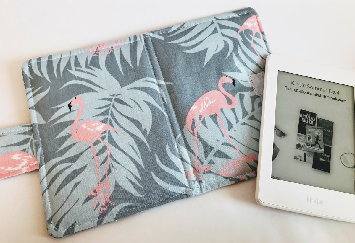 WorldSissi's tweet photo. Flamingo Amazon Kindle Paperwhite Cover, Kindle Voyage case
#booklover #bookworm #amreading #lovebooks #ereader #ebook #flamingocase #giftfideas #handmade #kindle #kindlepaperwhite #kobo #nook  https://t.co/Z7cAFbwj4P https://t.co/Y5vc572dEh